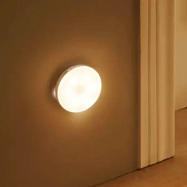 LED Лампа със сензор за движение LumiSign®, led lampa sus senzor za dvijenie